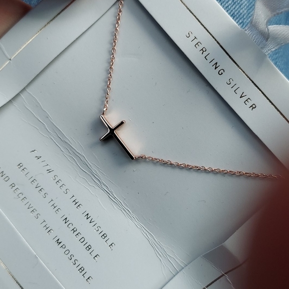 a new day Jewelry - 🌙🍭Gold Crucifix necklace